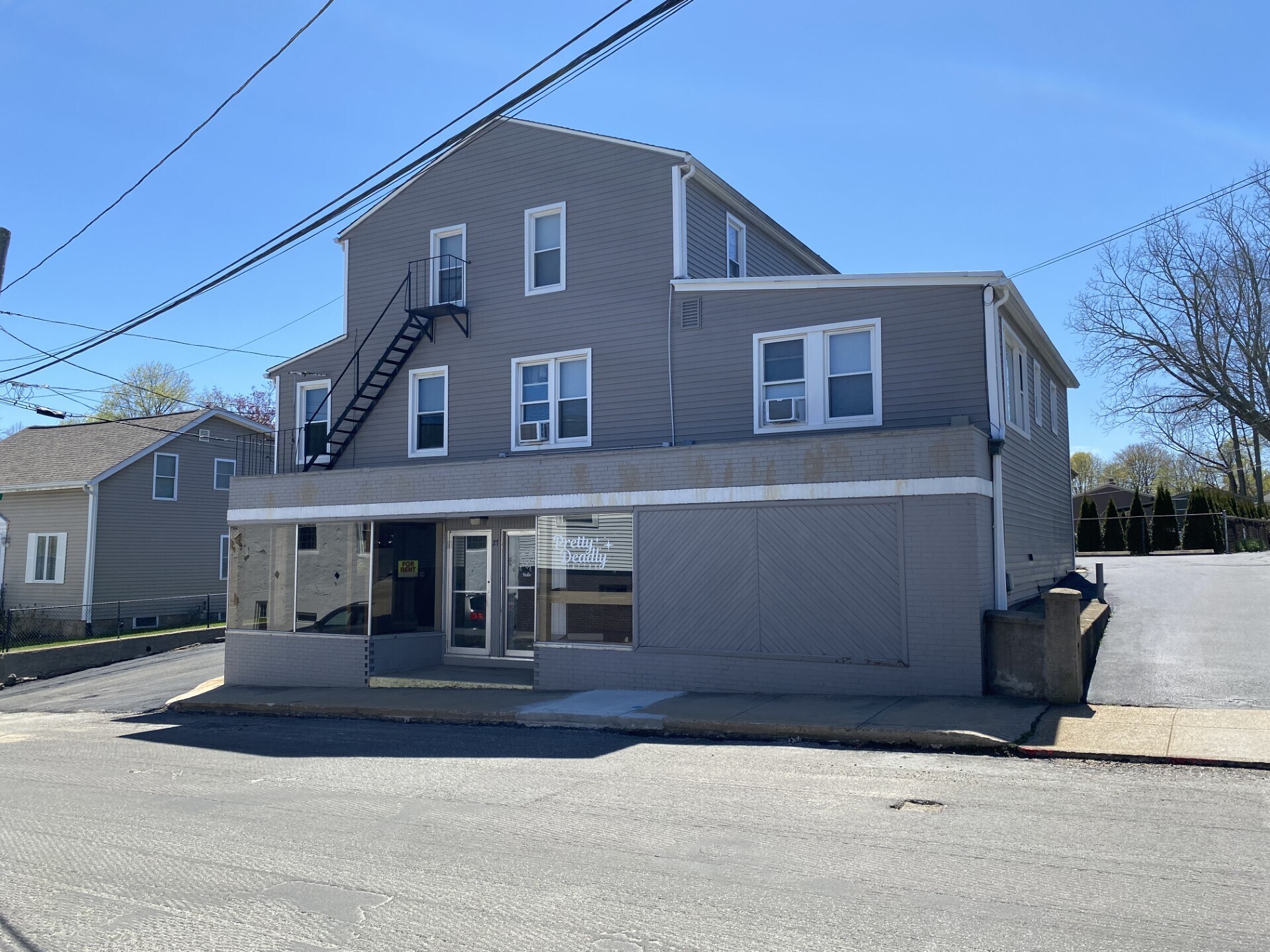 27 Pike St, West Warwick, RI for lease Building Photo- Image 1 of 35