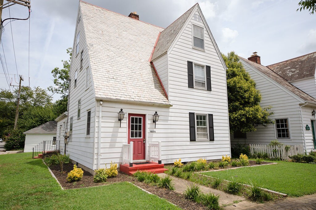 10376 Warwick Blvd, Newport News, VA for sale Primary Photo- Image 1 of 1