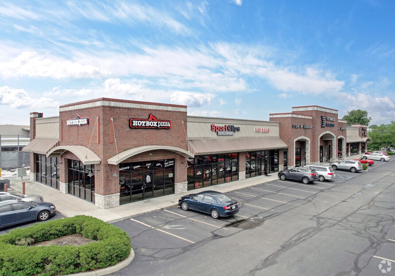 3147 W Smith Valley Rd, Greenwood, IN 46142