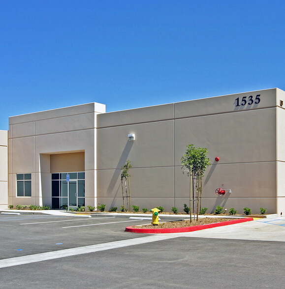 1535 Marlborough Ave, Riverside, CA for lease - Primary Photo - Image 1 of 2