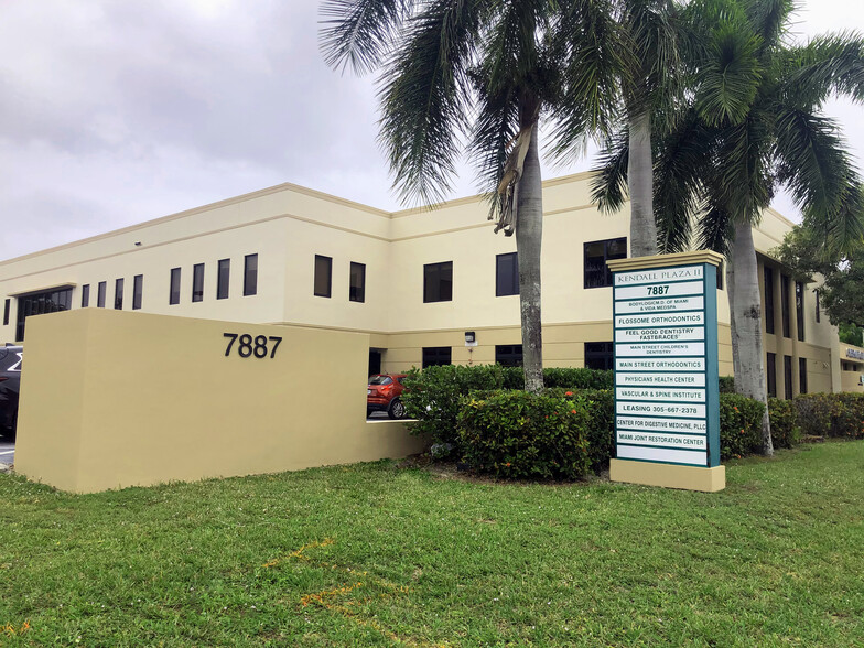 7887 N Kendall Dr, Miami, FL for lease - Building Photo - Image 1 of 4