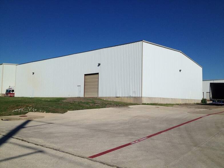 3508 Shelby Ln, Denton, TX for lease - Building Photo - Image 2 of 12