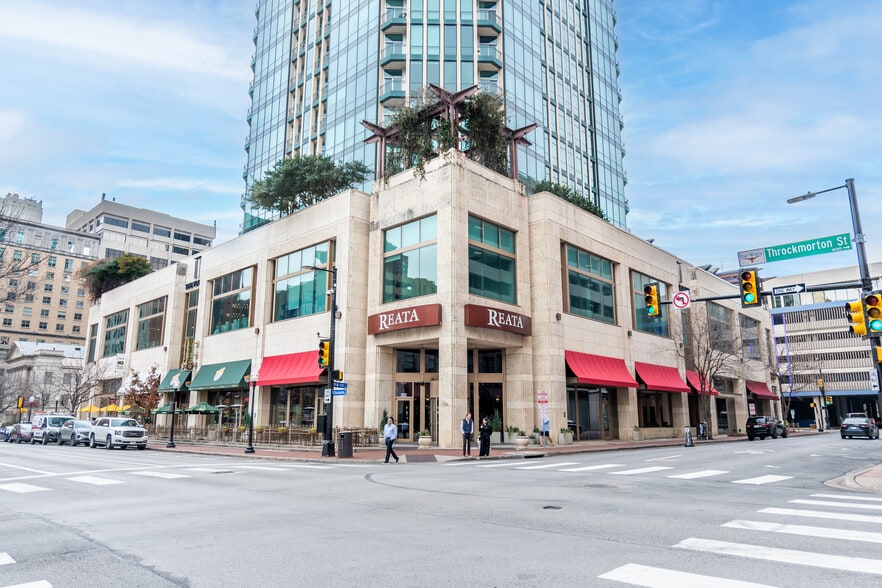 500 Throckmorton St, Fort Worth, TX for lease - Building Photo - Image 2 of 11