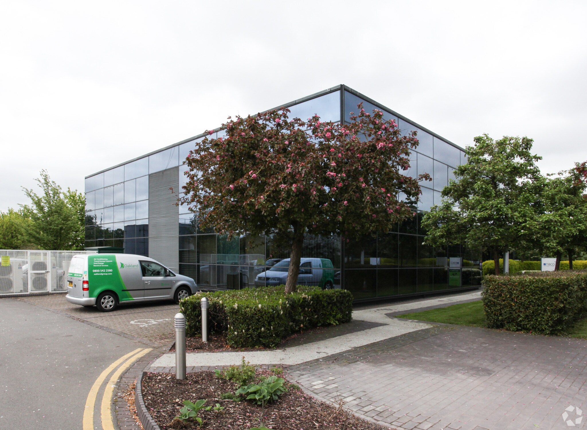 Apple Walk, Swindon for lease Primary Photo- Image 1 of 4