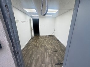 32 Allen Blvd, Farmingdale, NY for lease Interior Photo- Image 2 of 8