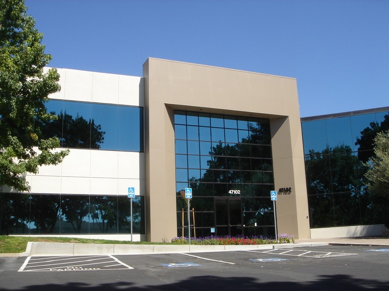47092-47132 Mission Falls Ct, Fremont, CA for lease - Building Photo - Image 1 of 7