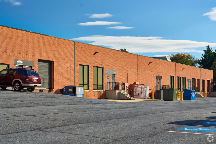 5107 Pegasus Ct, Frederick, MD for lease - Building Photo - Image 2 of 4