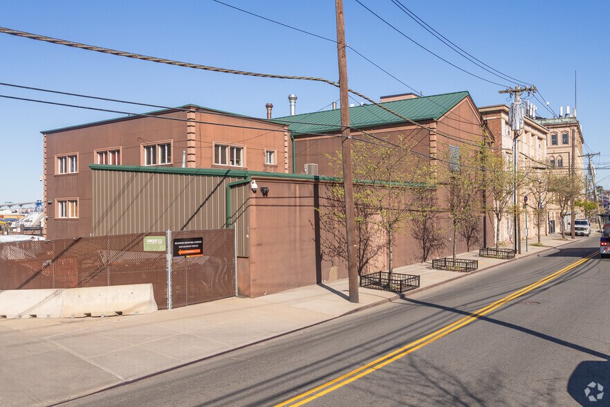3087 Richmond Ter, Staten Island, NY for lease - Building Photo - Image 2 of 5