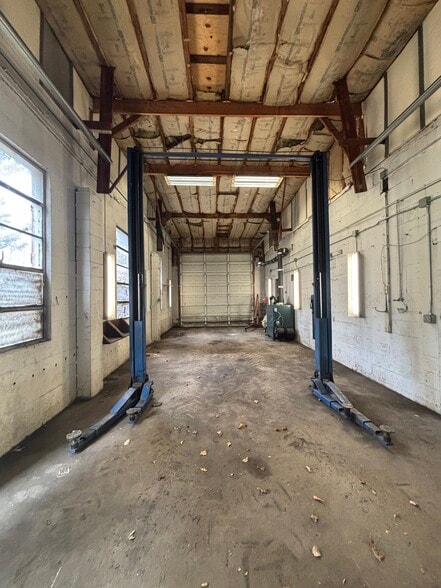 25215 Vista Rd, Hollywood, MD for lease - Building Photo - Image 3 of 8