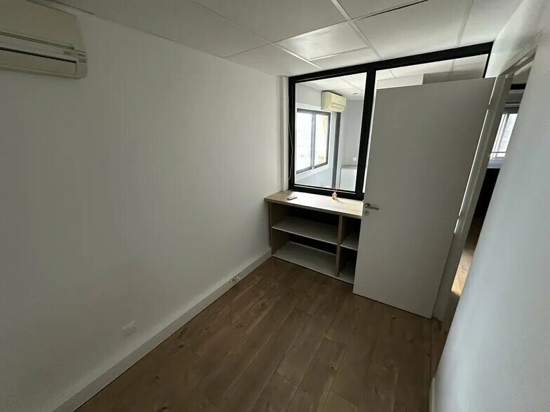 Office in Champigny-sur-Marne for lease - Building Photo - Image 3 of 5