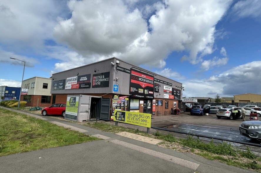 30-30A Waterloo Rd, Alcester for lease - Building Photo - Image 1 of 1