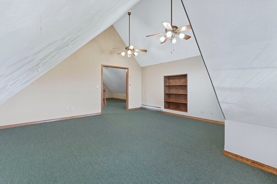 1804 E Center St, Warsaw, IN for sale - Building Photo - Image 3 of 38