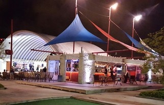 Lively Outdoor Bar/Restaurant/Music Venue - Pub