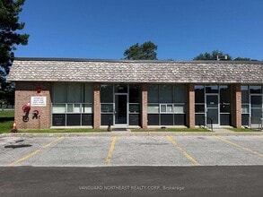 321-343 Lesmill Rd, Toronto, ON for lease Building Photo- Image 2 of 4