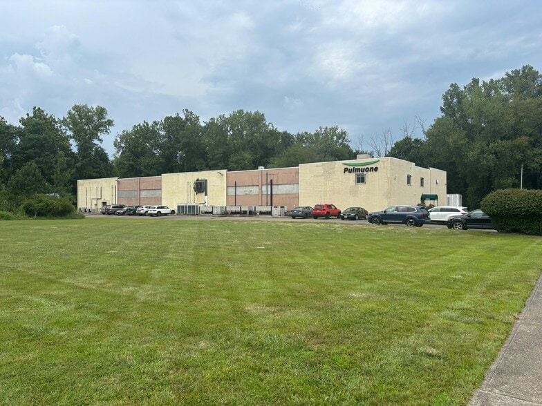 30 Rockland Park Ave, Tappan, NY for lease - Building Photo - Image 1 of 6