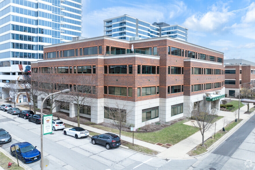 1033 University Pl, Evanston, IL for sale - Primary Photo - Image 1 of 1