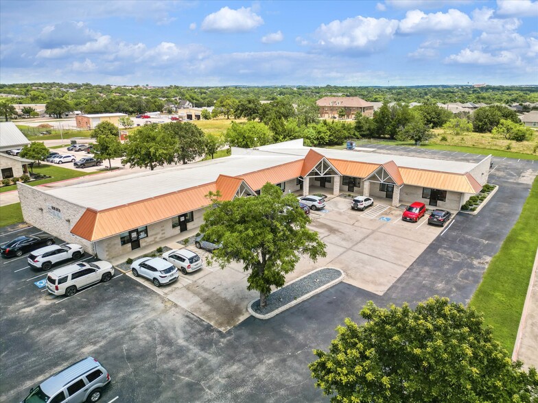 1105 Santa Fe Dr, Weatherford, TX for sale - Building Photo - Image 1 of 26