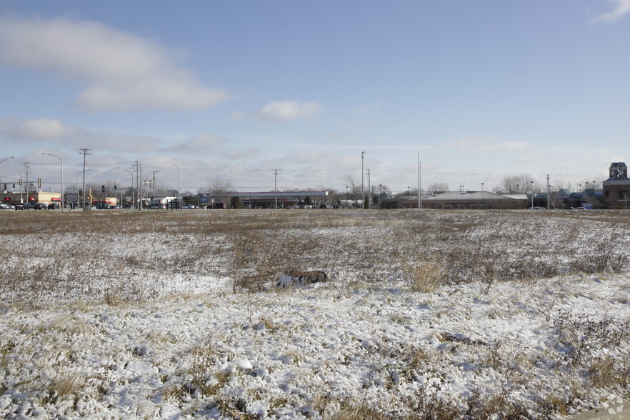 Randall Rd, North Aurora, IL for sale - Primary Photo - Image 1 of 2