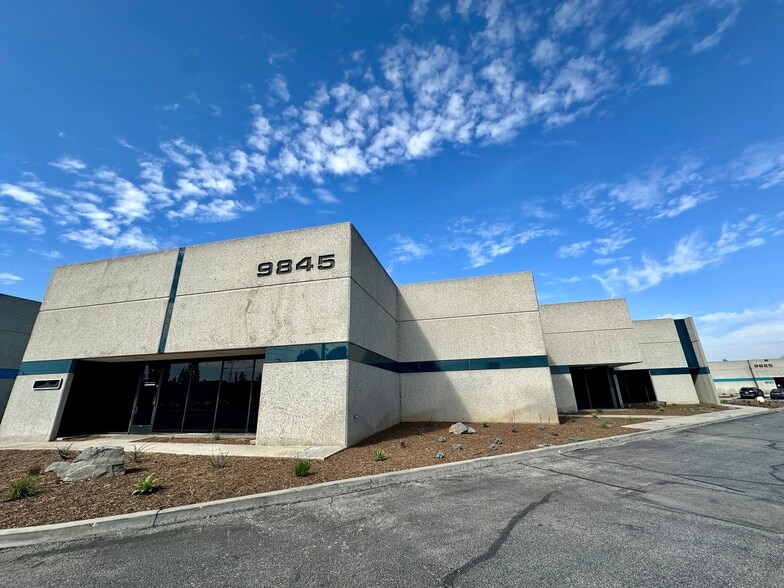 9825 Painter Ave, Santa Fe Springs, CA for lease - Building Photo - Image 2 of 21