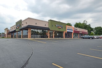 101-105 Frey Ln, Fairview Heights, IL for lease Building Photo- Image 2 of 7