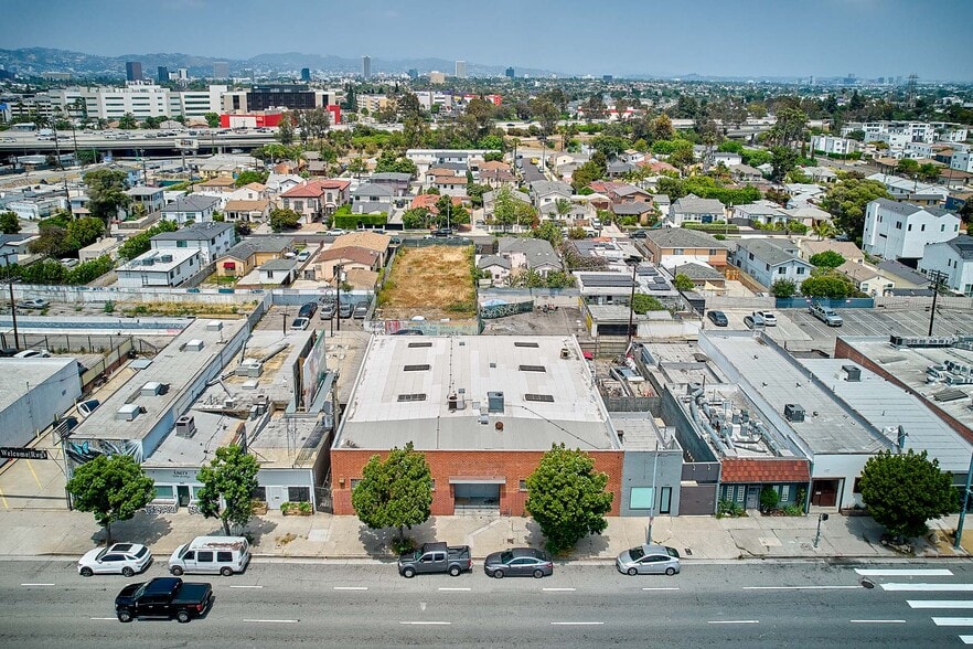 2672 S La Cienega Blvd, Los Angeles, CA for lease - Building Photo - Image 3 of 12