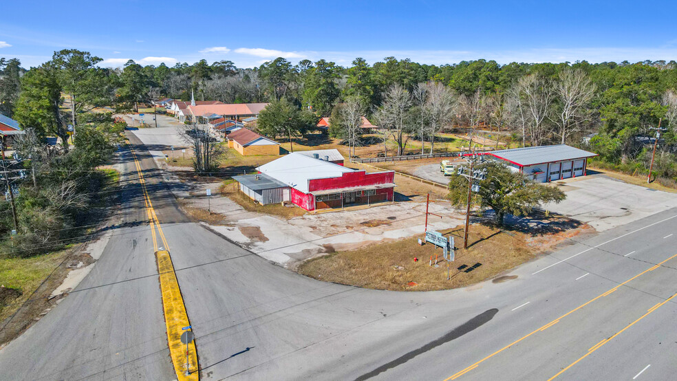 301 N Wheeler Rd, Colmesneil, TX for sale - Building Photo - Image 1 of 32