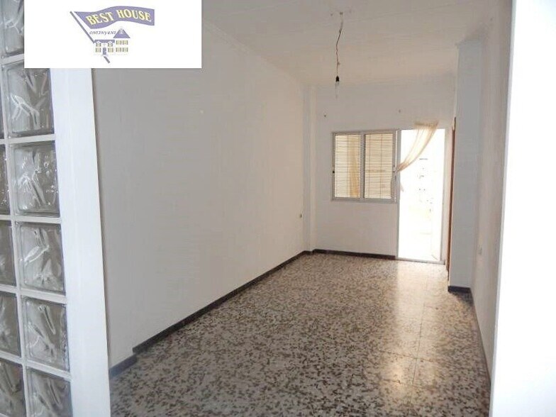 Retail in Ontinyent, Valencia for lease - Building Photo - Image 3 of 21