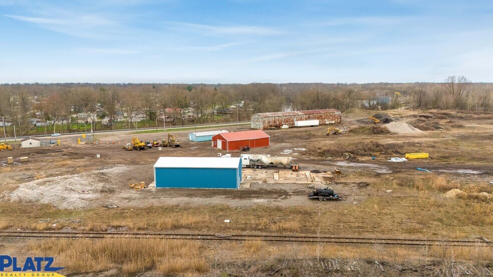 1328 N River Rd NW, Warren, OH for lease - Primary Photo - Image 2 of 11