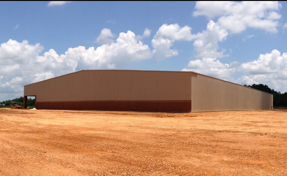 100 N Park Blvd, Cedartown, GA for sale - Building Photo - Image 1 of 1