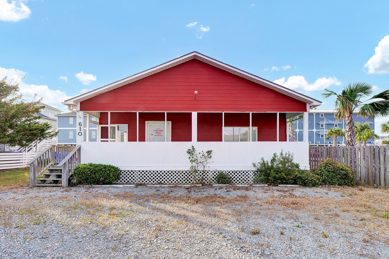 610 N New River Dr, Surf City, NC 28445 Formerly Long Island Pizza