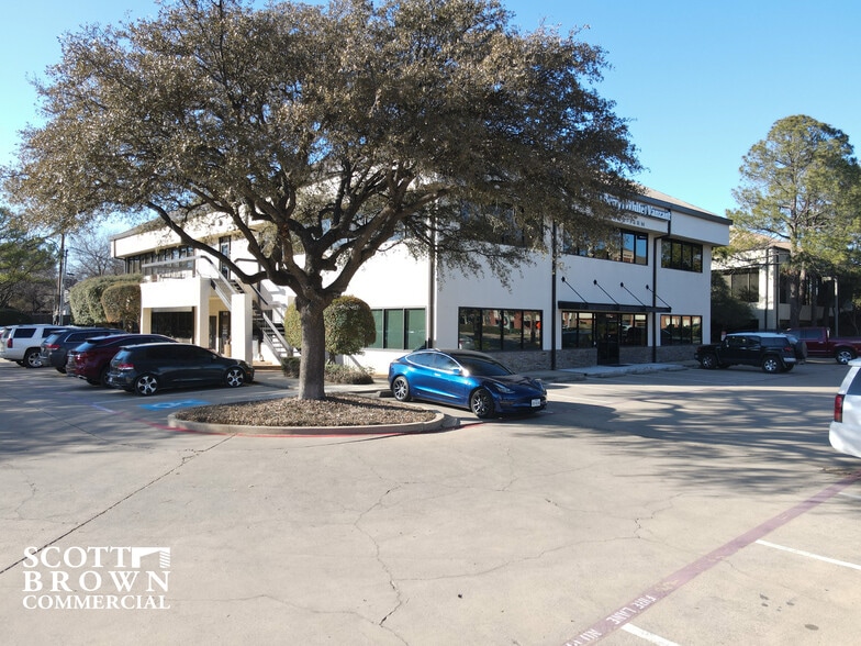 512 W Hickory St, Denton, TX for sale - Building Photo - Image 1 of 1