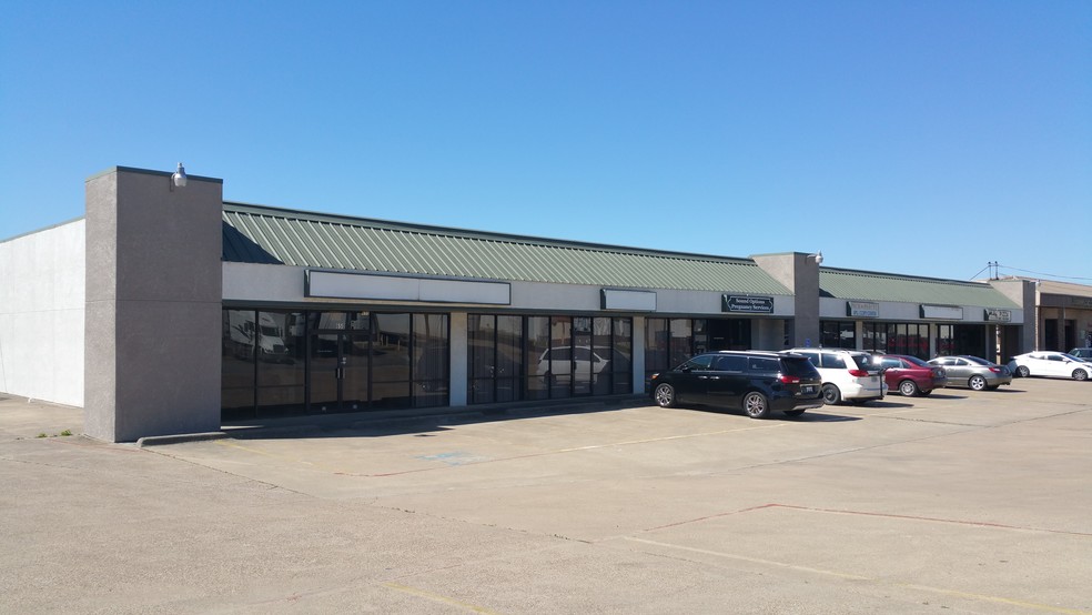 650-670 Big Stone Gap Rd, Duncanville, TX for lease - Building Photo - Image 3 of 3