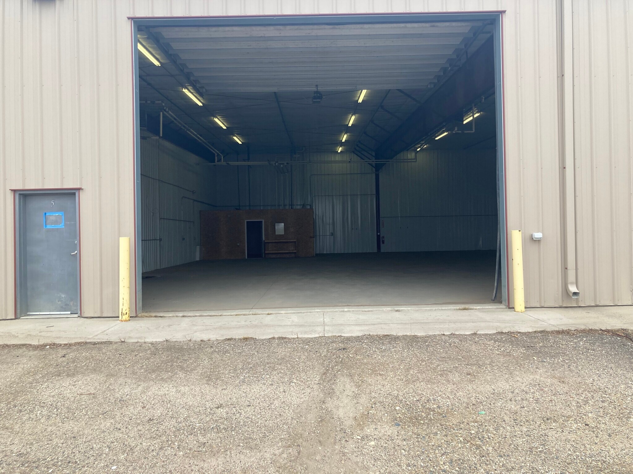 309 40th Ave NW, Minot, ND 58703 North Minot Shop Condos