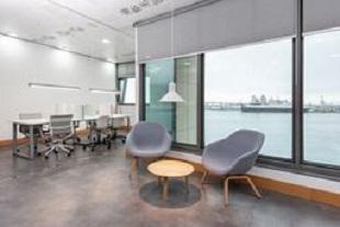 22 Place De La Gare, Brunoy for lease - Interior Photo - Image 2 of 26