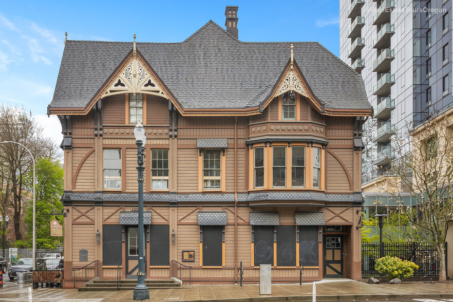 1331 SW Broadway St, Portland, OR for sale - Building Photo - Image 2 of 45