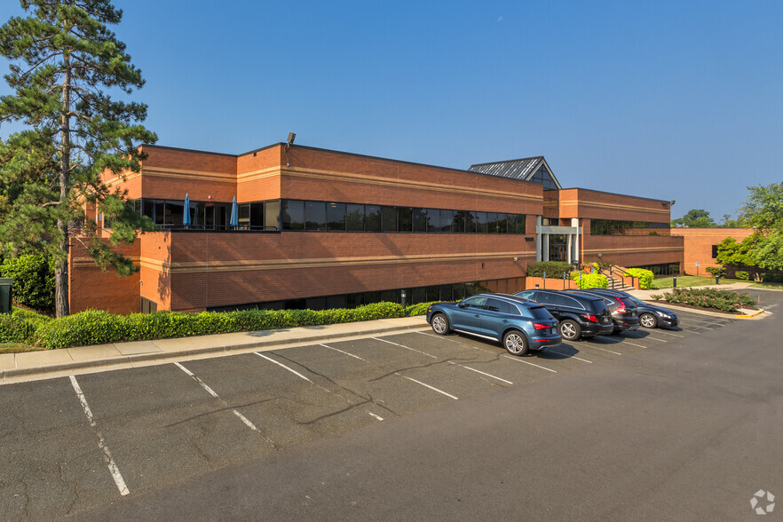 10003 Derekwood Ln, Lanham, MD for lease - Building Photo - Image 3 of 18