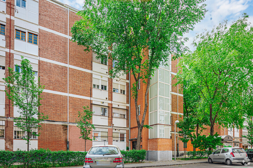 Calle Sorzano, 14, Madrid, Madrid for sale - Primary Photo - Image 1 of 2