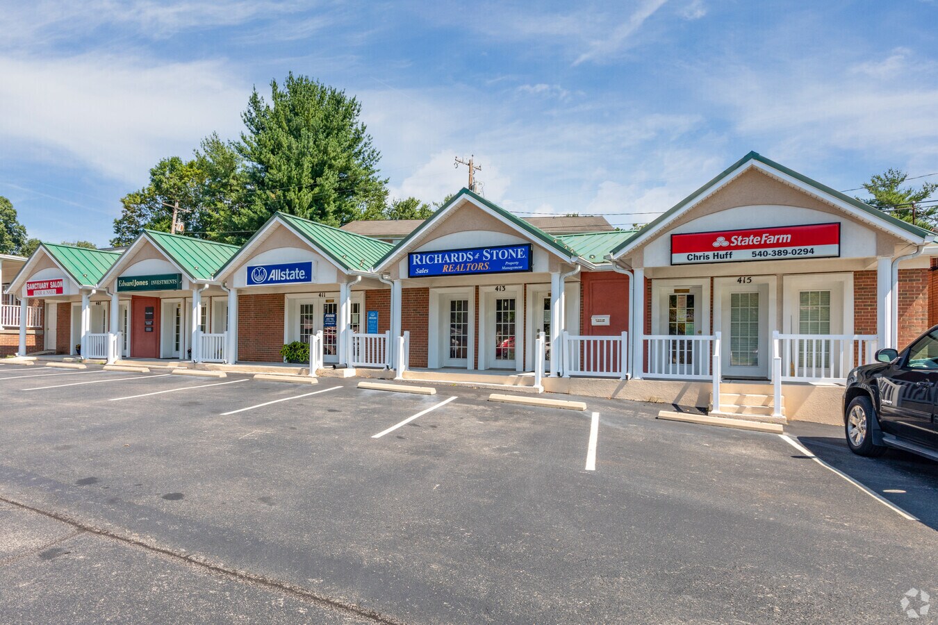 407415 Apperson Dr, Salem, VA 24153