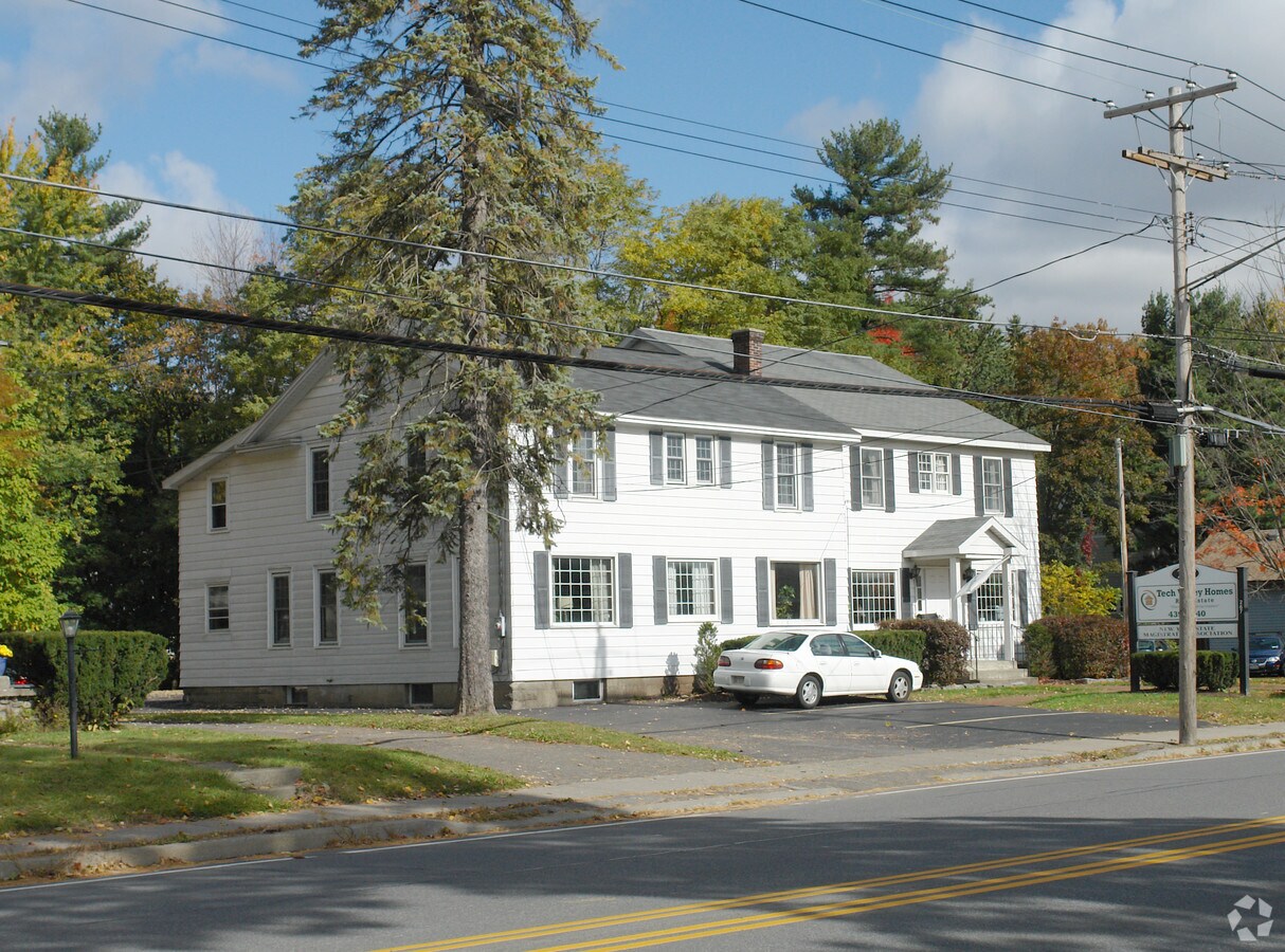 267 Delaware Ave, Delmar, NY 12054