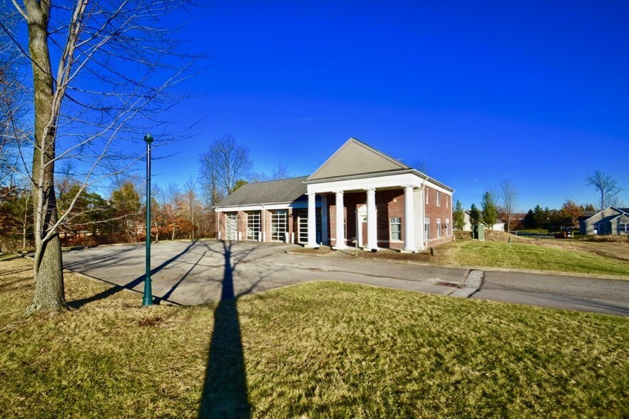 8641 W 130th St, North Royalton, OH 44133