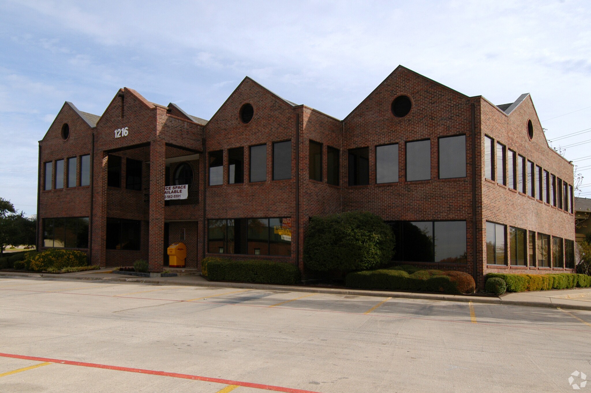 1216 N Central Expy, McKinney, TX for sale Primary Photo- Image 1 of 1