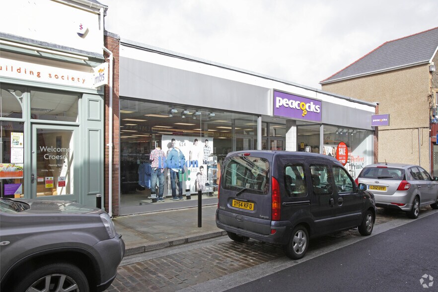 41-44 Church St, Abertillery for lease - Primary Photo - Image 1 of 4