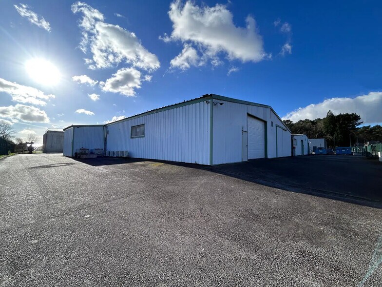 Industrial in Kervignac for lease - Building Photo - Image 1 of 1
