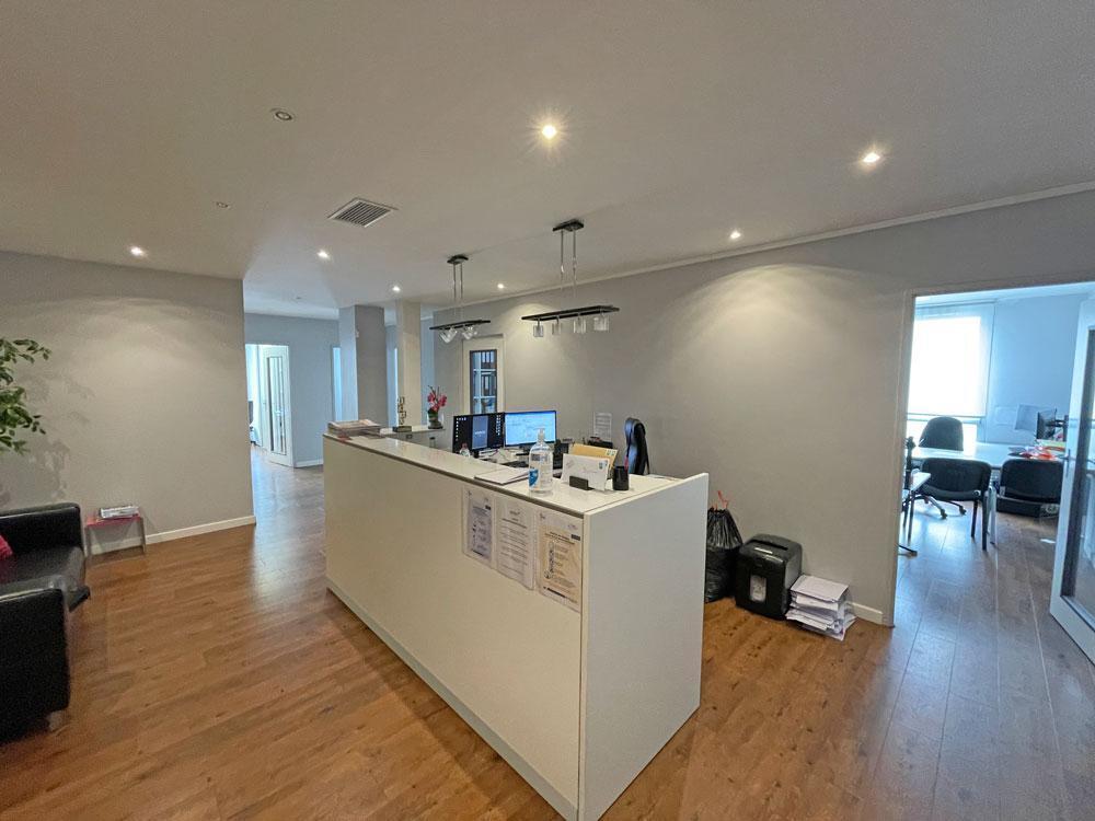 Vente Bureaux 224 m² - Photo 1