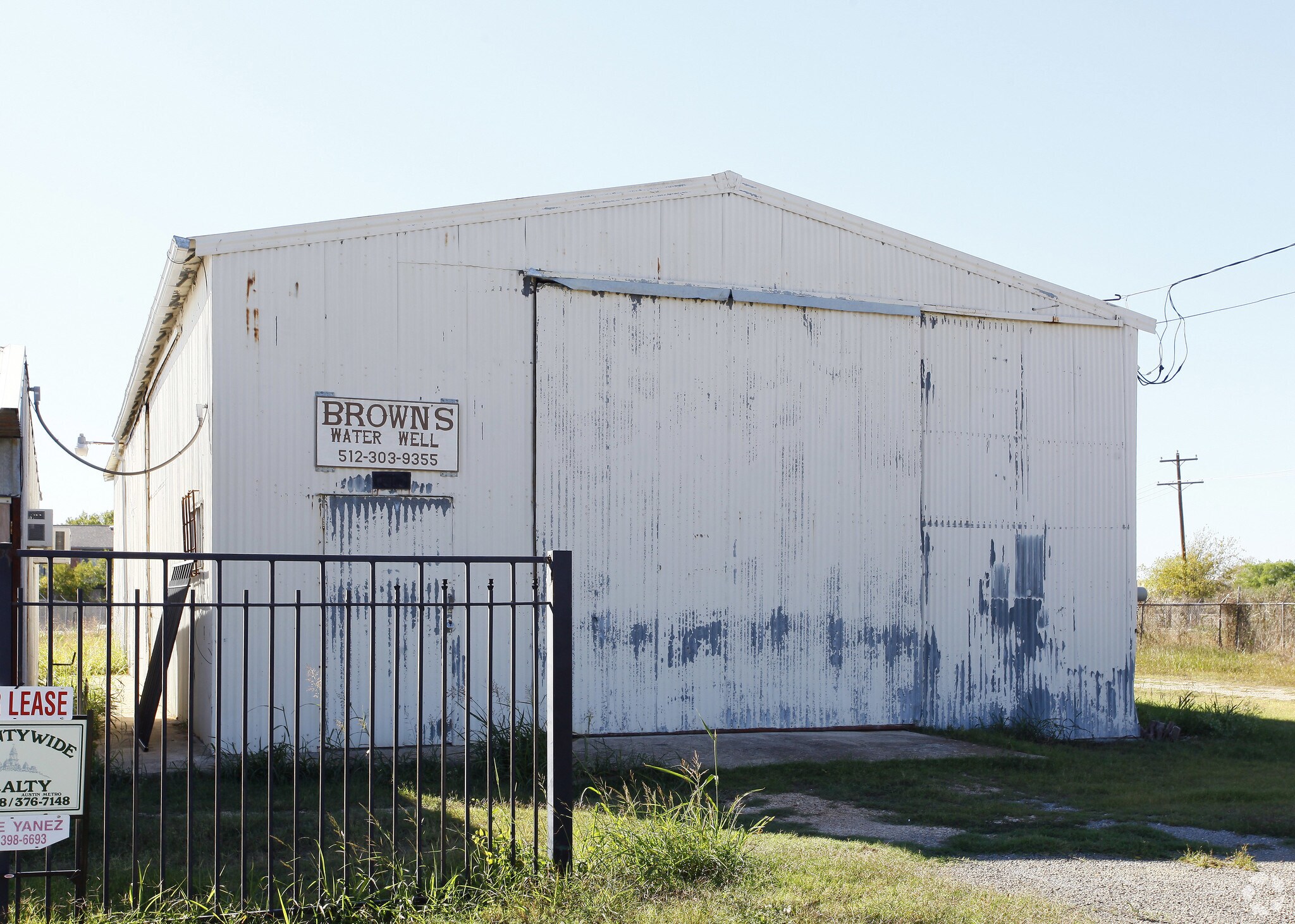 1415 S Commerce St, Lockhart, TX for sale Primary Photo- Image 1 of 1