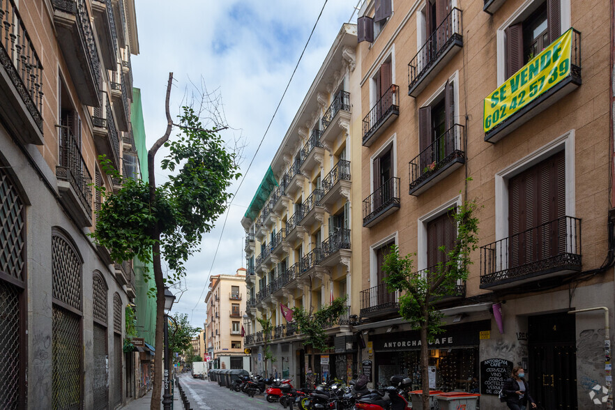 Calle Del Pez, 6, Madrid, Madrid for lease - Building Photo - Image 2 of 2