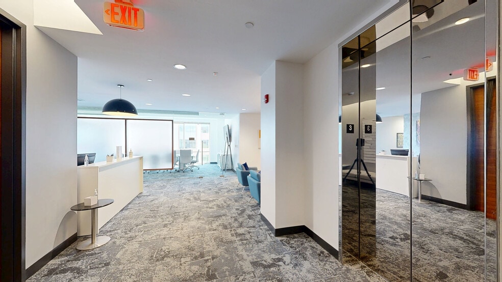 11815 Fountain Way, Newport News, VA for lease - Matterport 3D Scan - Image 3 of 21