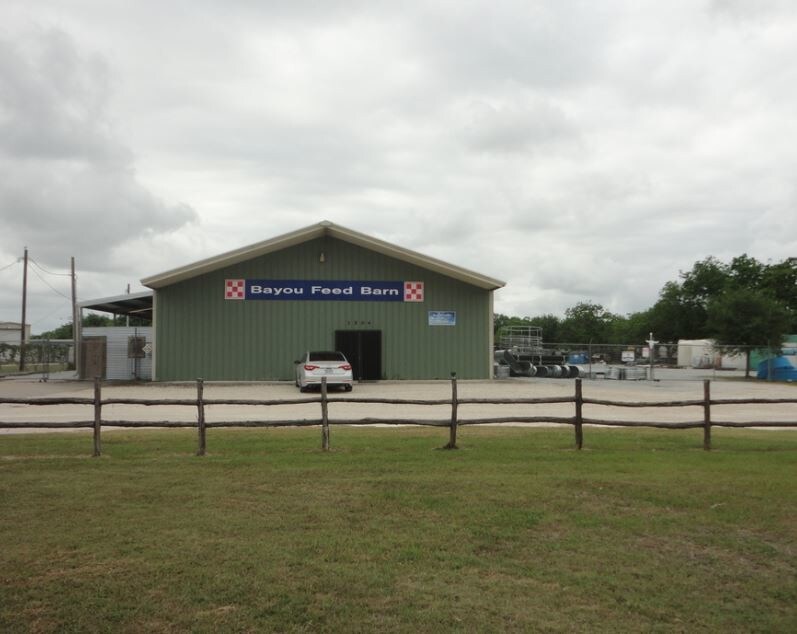 1504 W Main St, Port Lavaca, TX for sale Primary Photo- Image 1 of 1