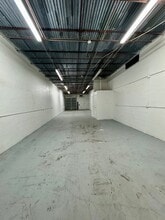 4530-4534 NE 11th Ave, Oakland Park, FL for lease Interior Photo- Image 2 of 4