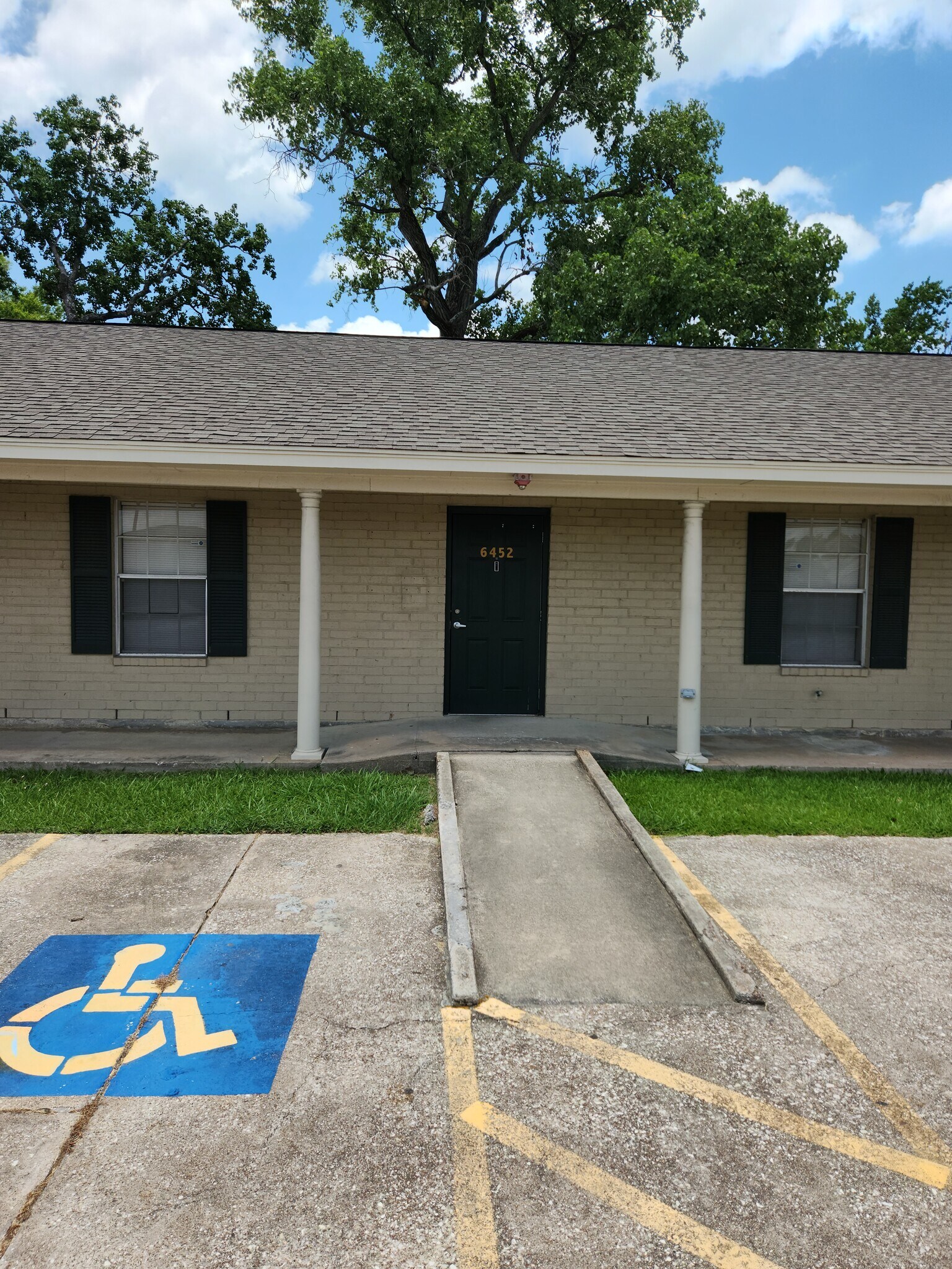 6452 Concord Rd, Beaumont, TX 77708 Office for Lease